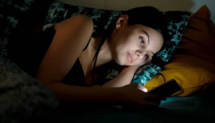 Why do women wake up at 3:30 am? Doctor reveals surprising reason