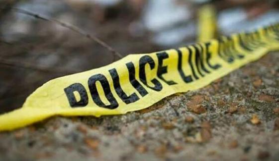 مظفرگڑھ: بیوی نے مبینہ طور پر شوہر کو قتل، ساس کو تشدد کر کے زخمی کردیا مظفرگڑھ: بیوی نے مبینہ طور پر شوہر کو قتل، ساس کو تشدد کر کے زخمی کردیا