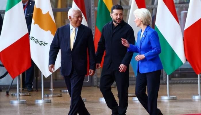 Zelenskyy takes veiled swipe at Trump, hails real leaders in Europe at summit