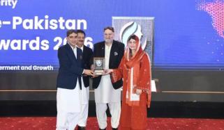 ترقیاتی ماہر لیلیٰ ناز تاج کو دخترانِ پاکستان ایکسی لینس ایوارڈ سے نواز دیا گیا