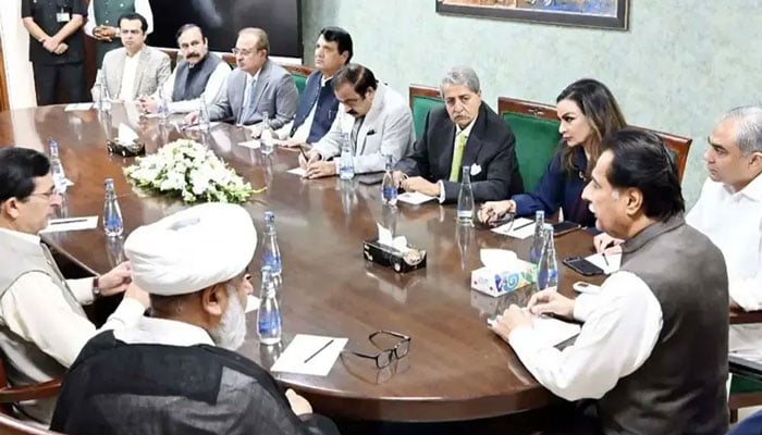 پاکستانیوں کی اکثریت کا پی ٹی آئی کو مذاکرات کا مشورہ