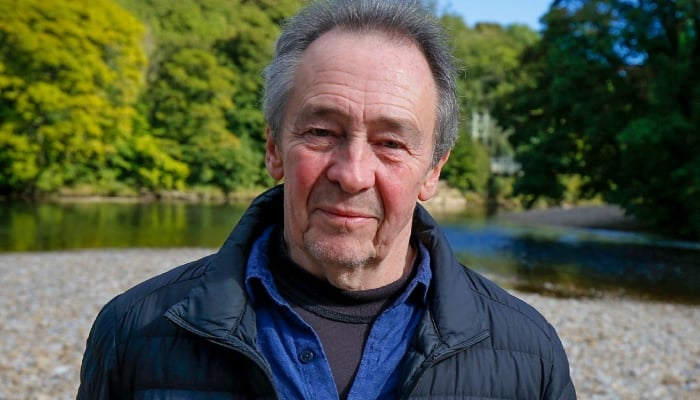 Paul Whitehouse fights off attacker during robbery attempt in London, wife shares details