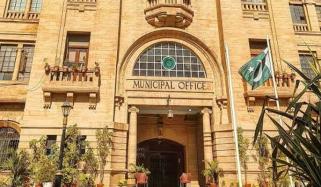 کراچی: سٹرک تعمیر کے دوران ریلوے پولیس اور کے ایم سی سٹی وارڈنز میں جھگڑا
