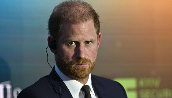 Late Queen’s former aide set to expose Prince Harry? Duke braces for huge shock