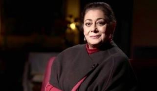 جوانی میں پیدل چلتے سیٹیاں و نامناسب جملے سننے پڑتے تھے: سیمی راحیل