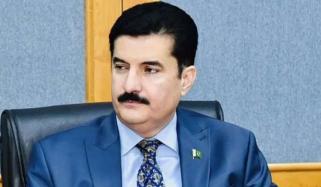 وفاق کے ساتھ چلیں گے، سب صوبوں کے ساتھ ایک پیج پر ہوں گے: گورنر کے پی