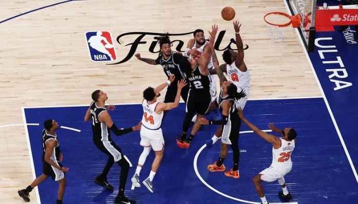 Experts and models favor Knicks cover and Spurs win tonight