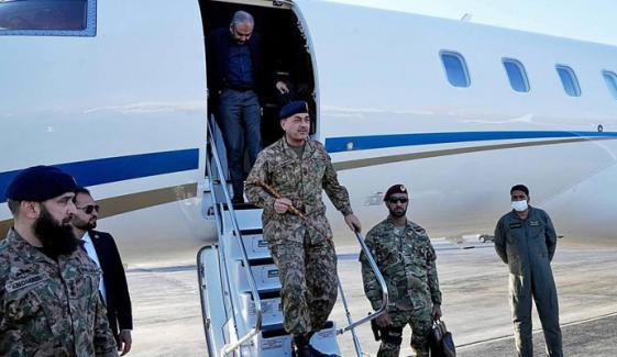 فیلڈ مارشل عاصم منیر ایران پہنچ گئے فیلڈ مارشل عاصم منیر ایران پہنچ گئے