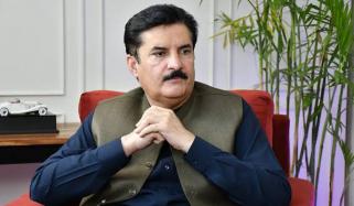 پی ٹی آئی کا 13 سال کا گند 3 دن میں صاف نہیں ہو سکتا: گورنر خیبر پختونخوا