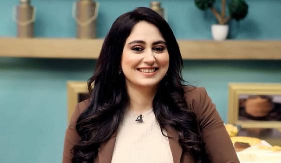 وزن میں کمی سے لطف اندوز ہو رہی ہوں: عائشہ جہانزیب وزن میں کمی سے لطف اندوز ہو رہی ہوں: عائشہ جہانزیب