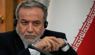 سعودیہ اور حوثیوں نے ثالثی کی پیشکش کا جواب نہیں دیا، عباس عراقچی