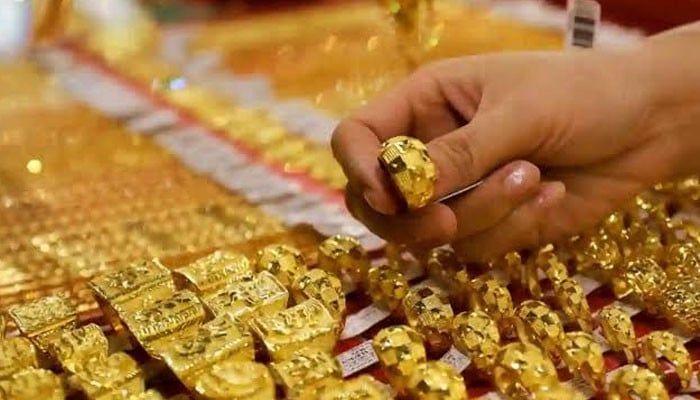 A major drop of Rs 3,000 in the price of gold per tola