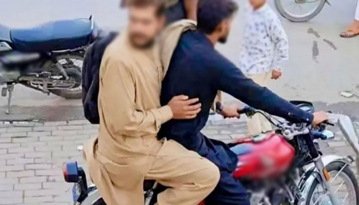 فوٹو: سوشل میڈیا