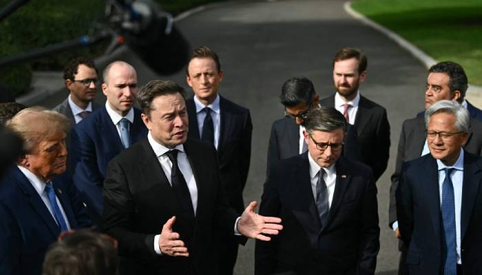 Elon Musks SpaceX-Tesla merger plan faces bigger obstacles from politics