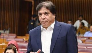 2022 سے اب تک مسافر اور مال بردار ٹرینوں کے 349 حادثات ہوئے، حنیف عباسی 