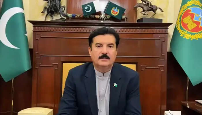 خیبر پختون خوا کے گورنر فیصل کریم کنڈی---فائل فوٹو